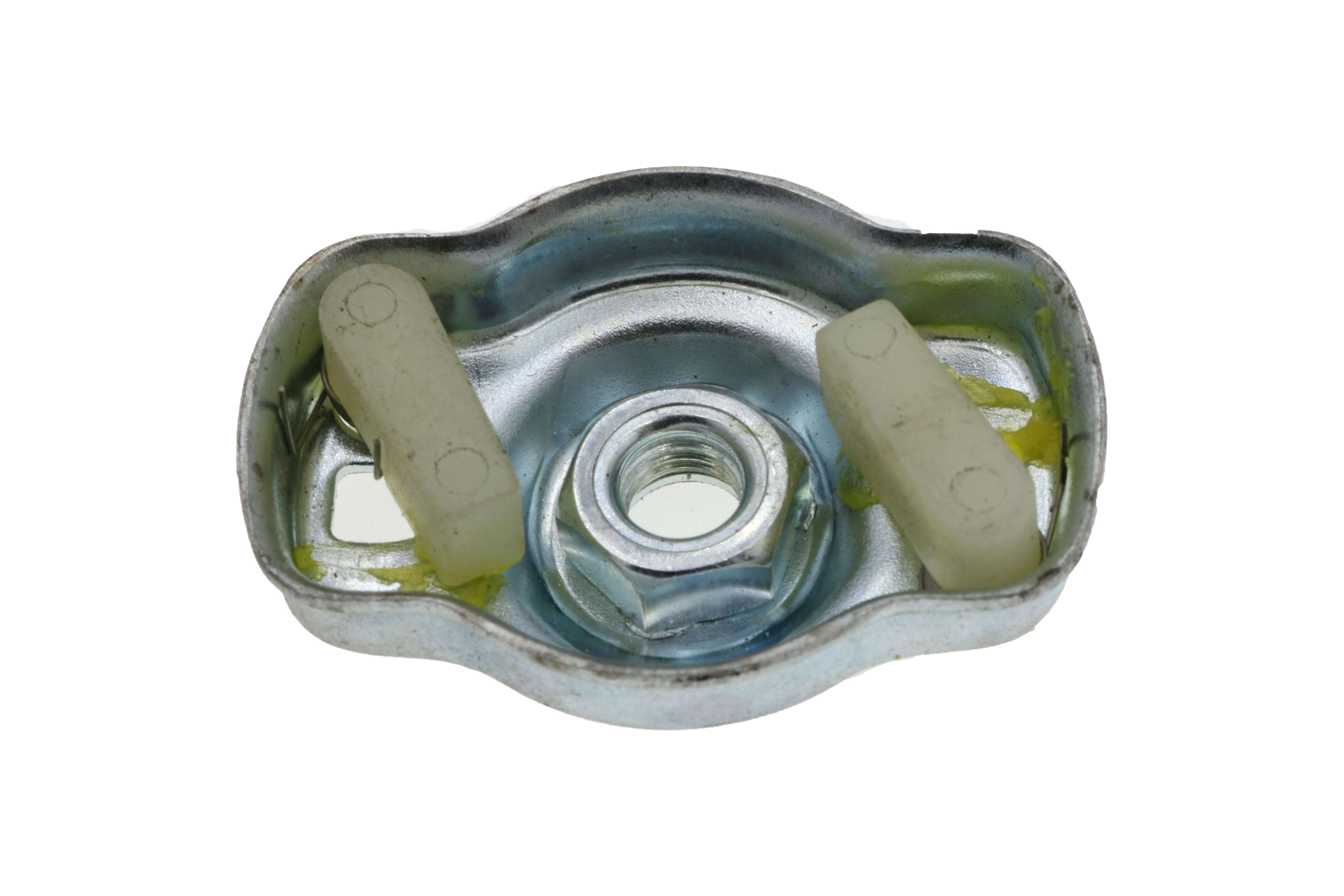 Castel / Twincut / Lawnking Starter Cup Assembly